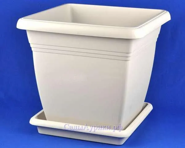 Горшок пластиковый Вилла квадрат, белый, 50х46,5см, 64л; Россия