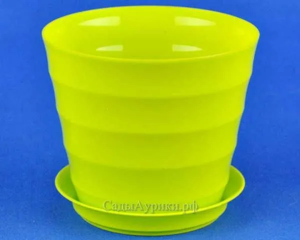 Горшок пластиковый Лаура, фисташковое, 11,5х10см, 0,7л; Россия