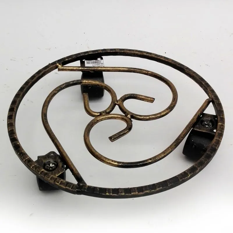 Подставка кованая напольная на колесах