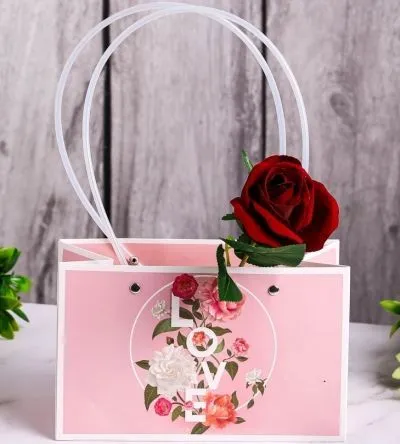 картинка Сумка Мастхэв Love, 22х10х13см; Китай от магазина Флоранж